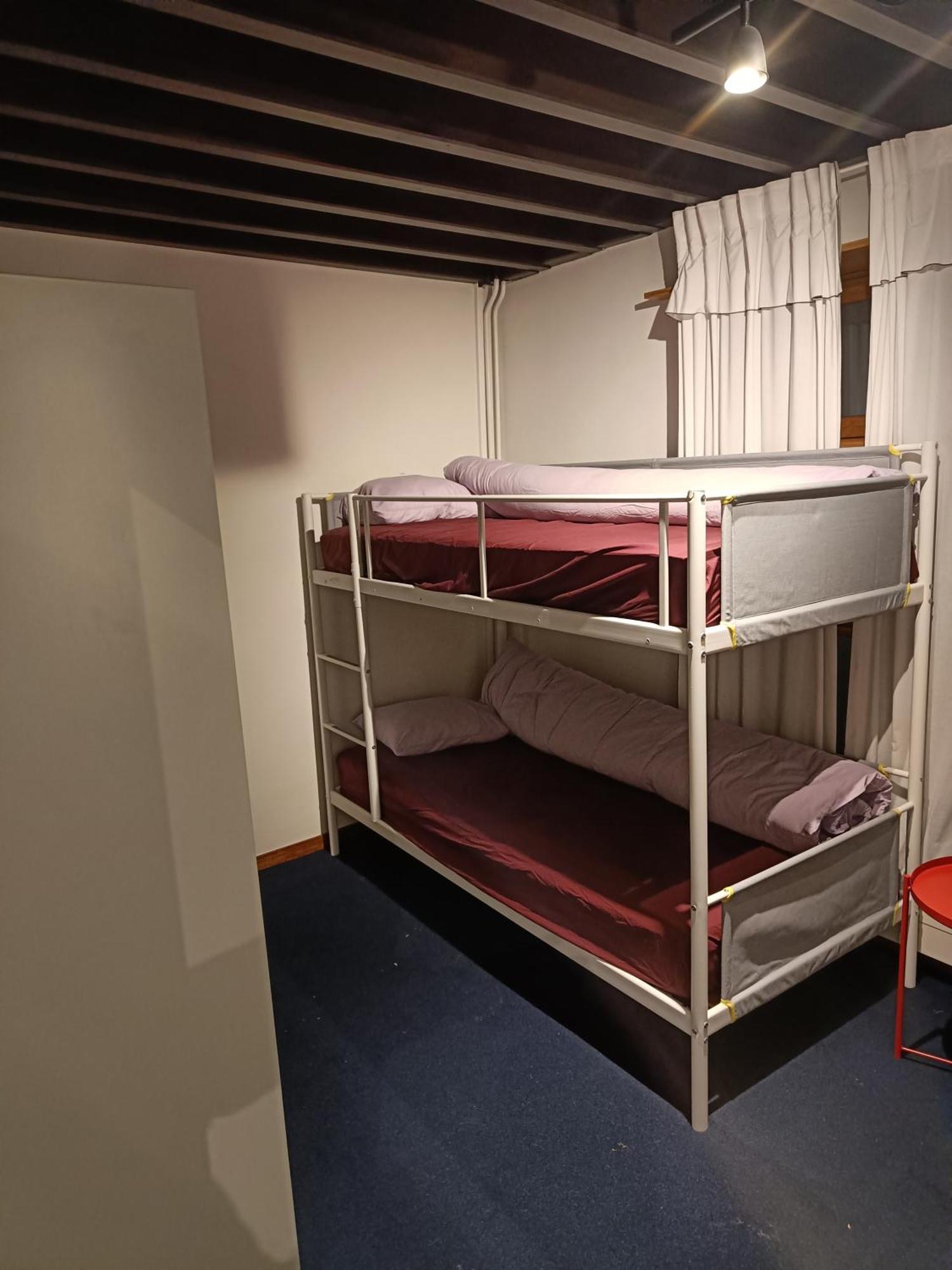 Viktoria Hostel Antwerpia Zewnętrze zdjęcie